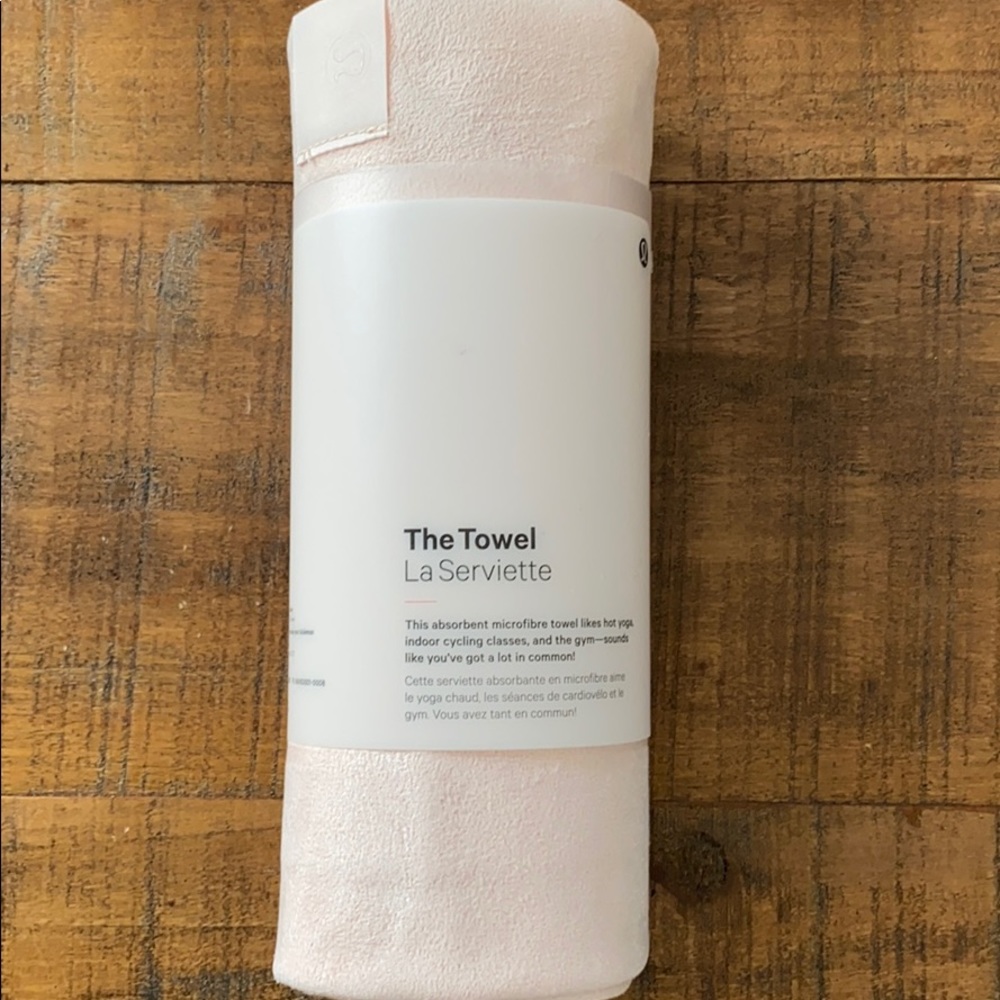 Lululemon The Towel in Ballerina Pink - Picture 8 of 10